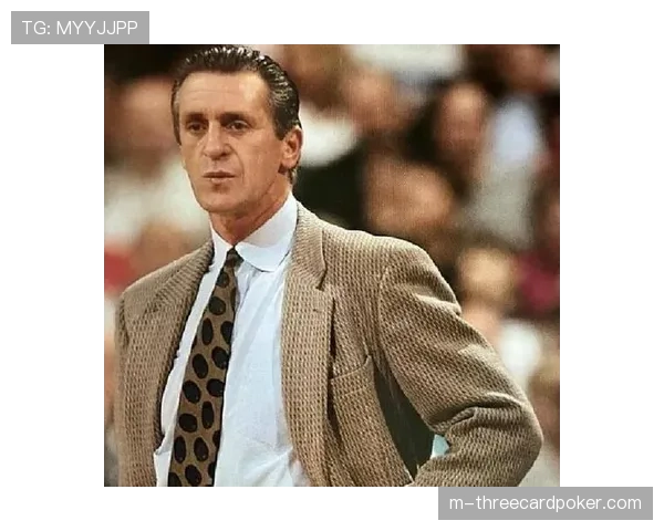 评论:帕特·莱利接受采访,称“位置模糊化”是未来十年篮球战术发展的核心趋势。 评论:帕特·莱利接受采访,称“位置模糊化”是未来十年篮球战术发展的核心趋势。